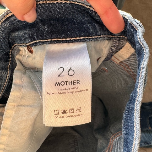 MOTHER The Stunner Zip Ankle Step Fray Jeans Size 26 - Picture 8 of 13